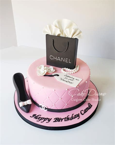 comment faire un gateau chanel|Chanel cake .